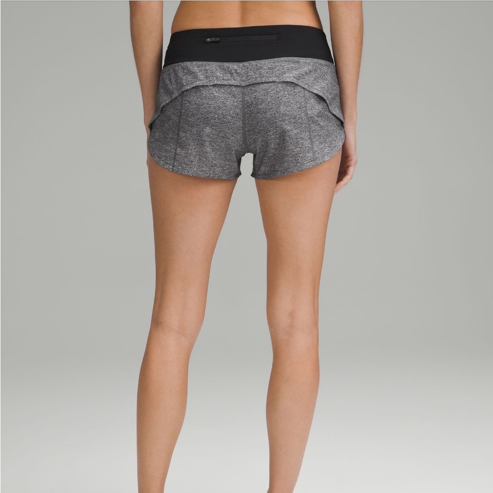 Lululemon Speed Up short 2.5” Low-rise